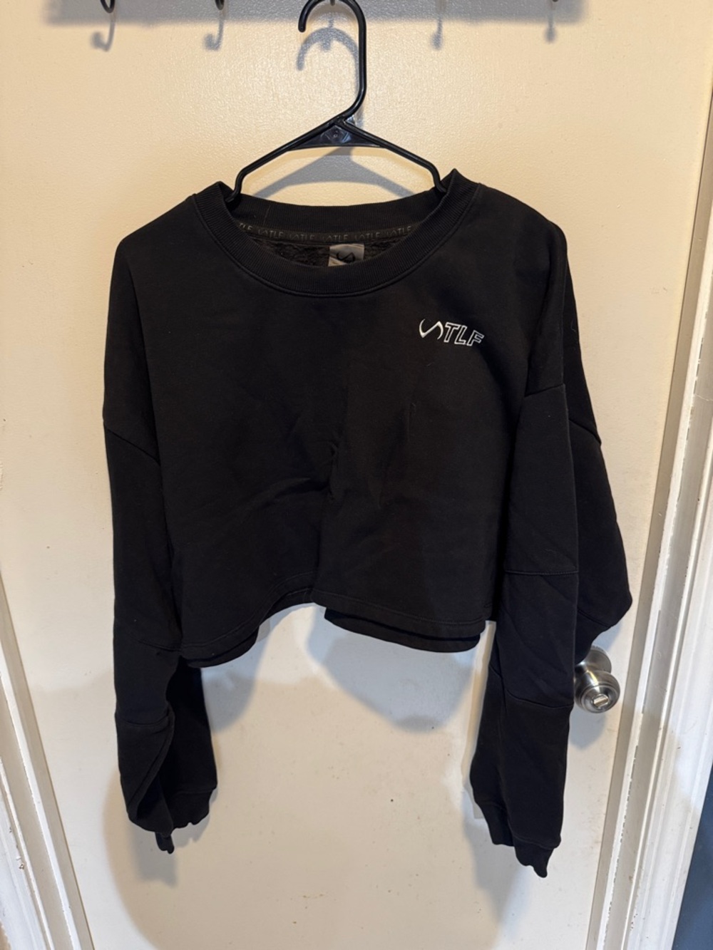 TLF Women's Black Cropped Crewneck Sweatshirt